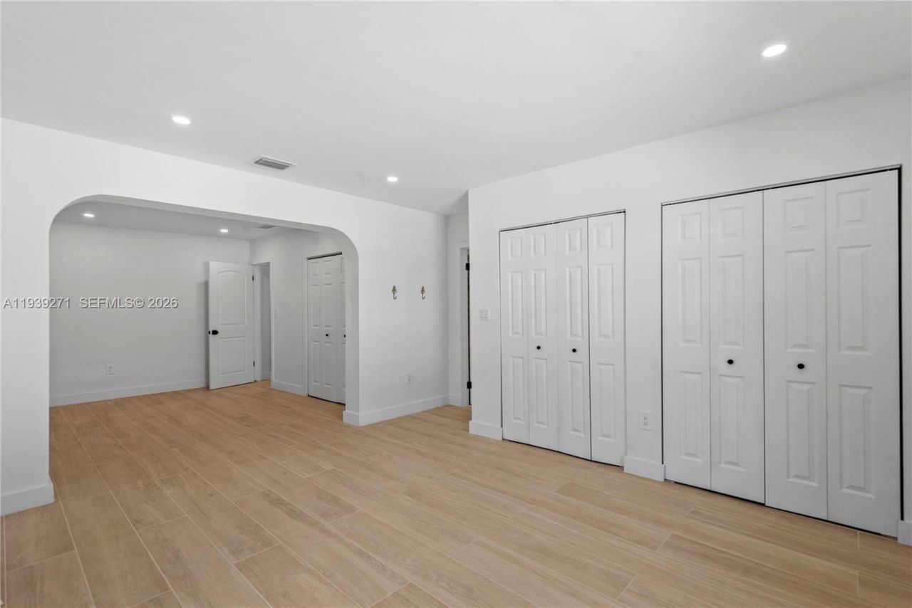 1420 Campamento Ave, Coral Gables, FL 33156 Photo