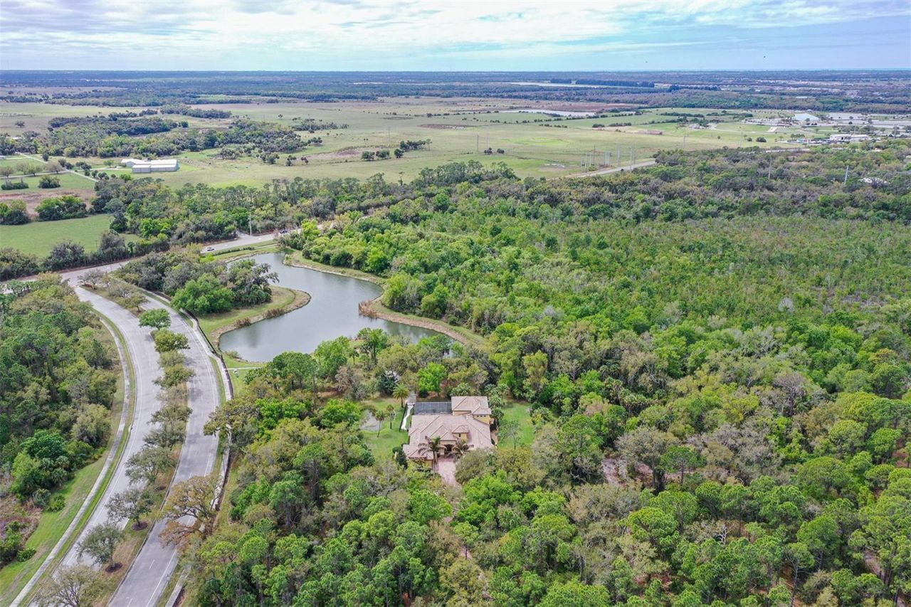 9489 Swaying Branch Road, Sarasota, FL 34241 Photo