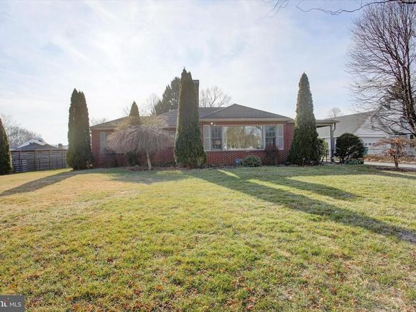 18807 CROFTON ROAD, HAGERSTOWN, MD 21742