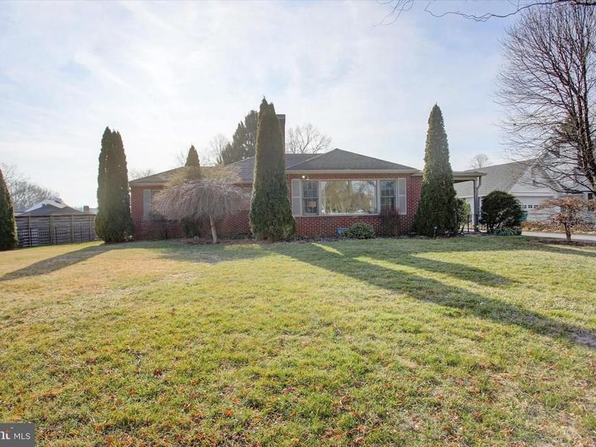 18807 Crofton Road, Hagerstown, MD 21742 Main Photo