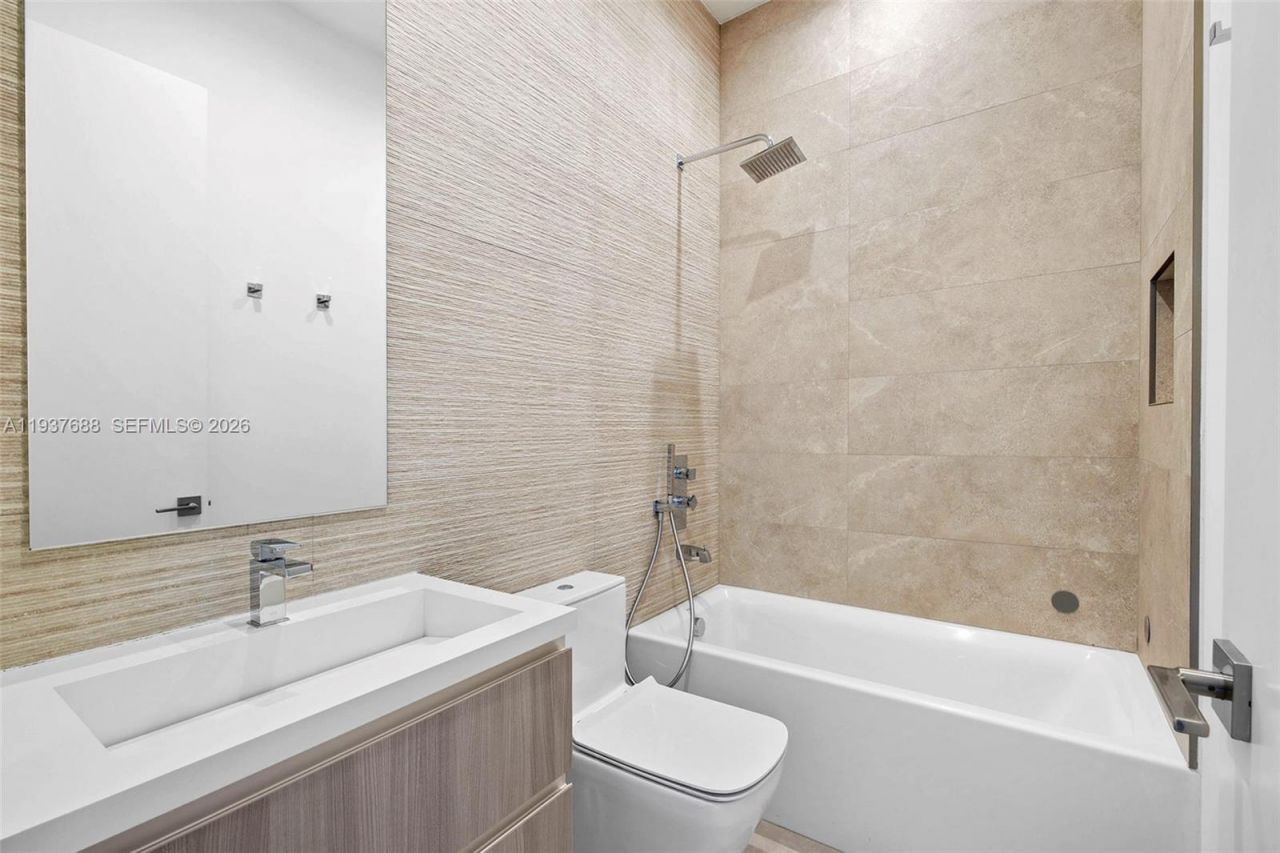 3063 Elizabeth St, Miami, FL 33133 Photo