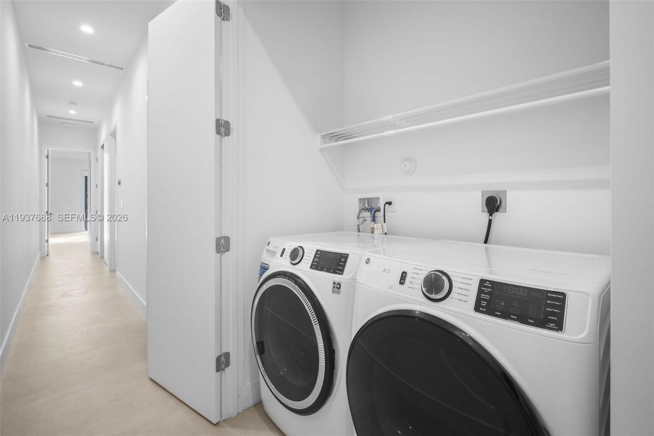 3063 Elizabeth St, Miami, FL 33133 Photo