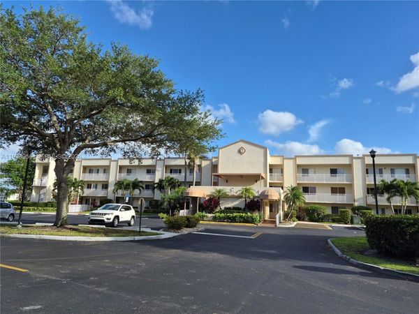 7120 S Devon Dr, Unit 110, Tamarac, FL 33321