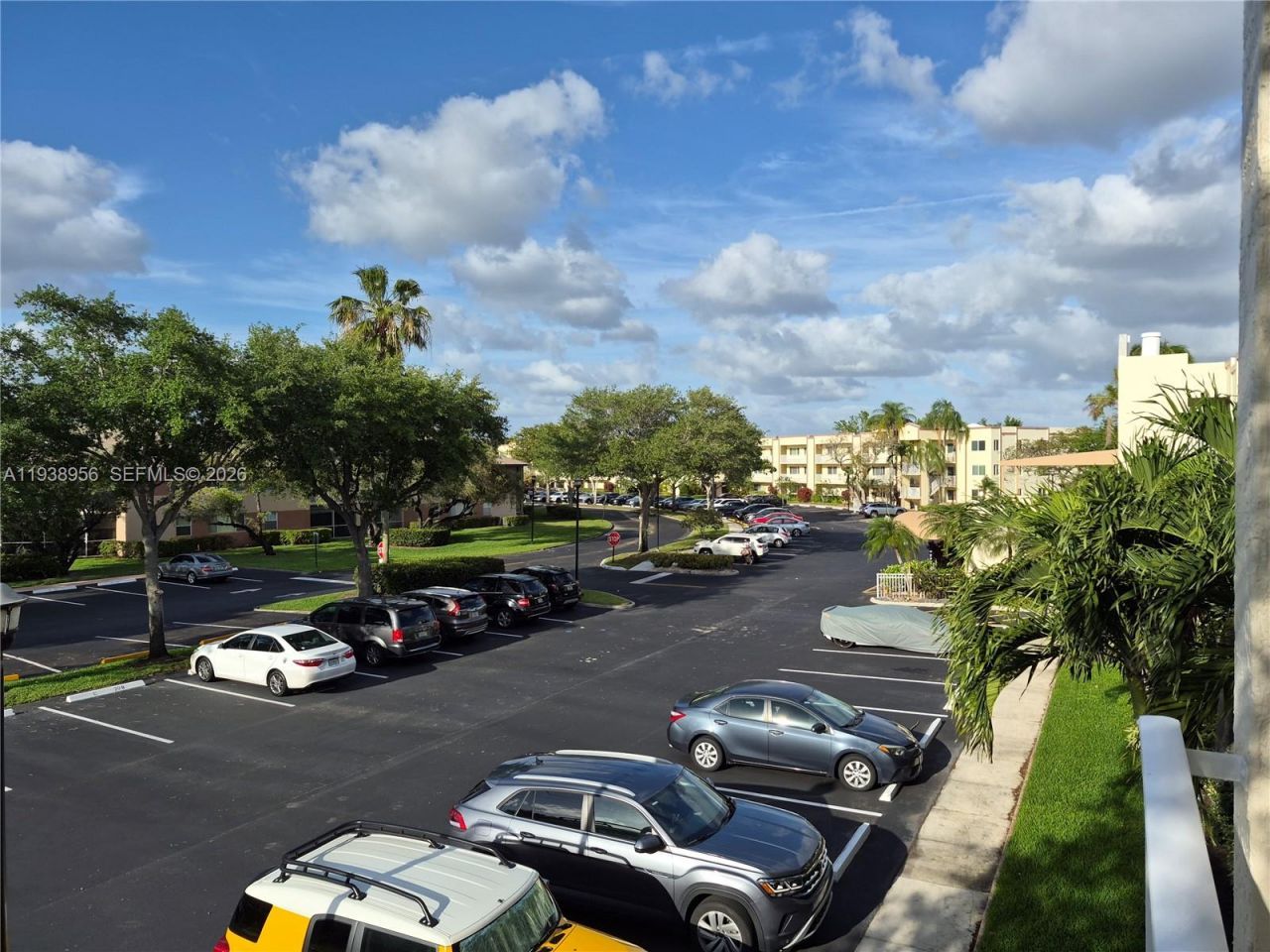 7120 S Devon Dr, Unit 110, Tamarac, FL 33321 Photo