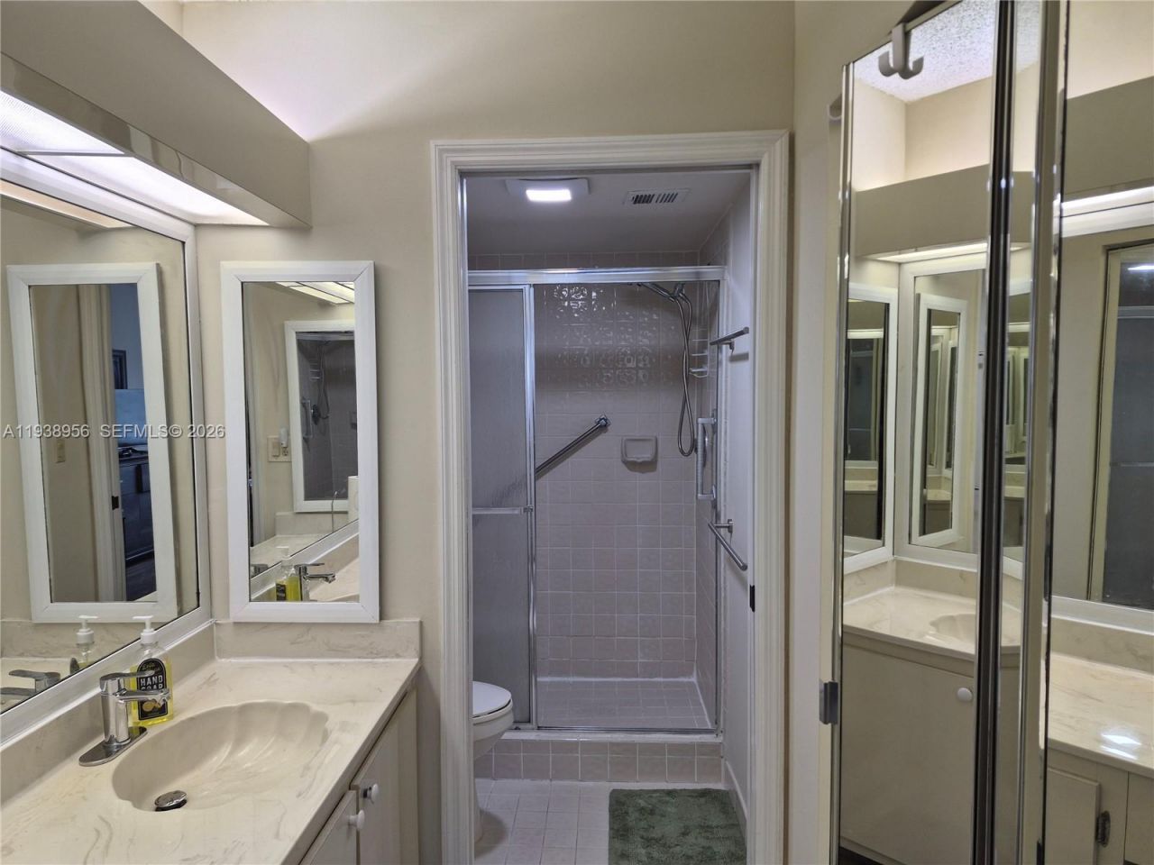 7120 S Devon Dr, Unit 110, Tamarac, FL 33321 Photo