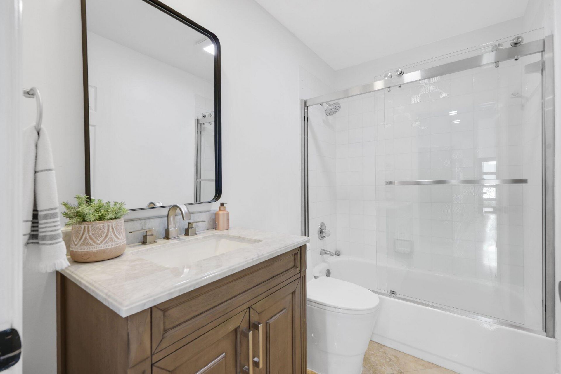 483 Pelican Way, Delray Beach, FL 33483 Photo