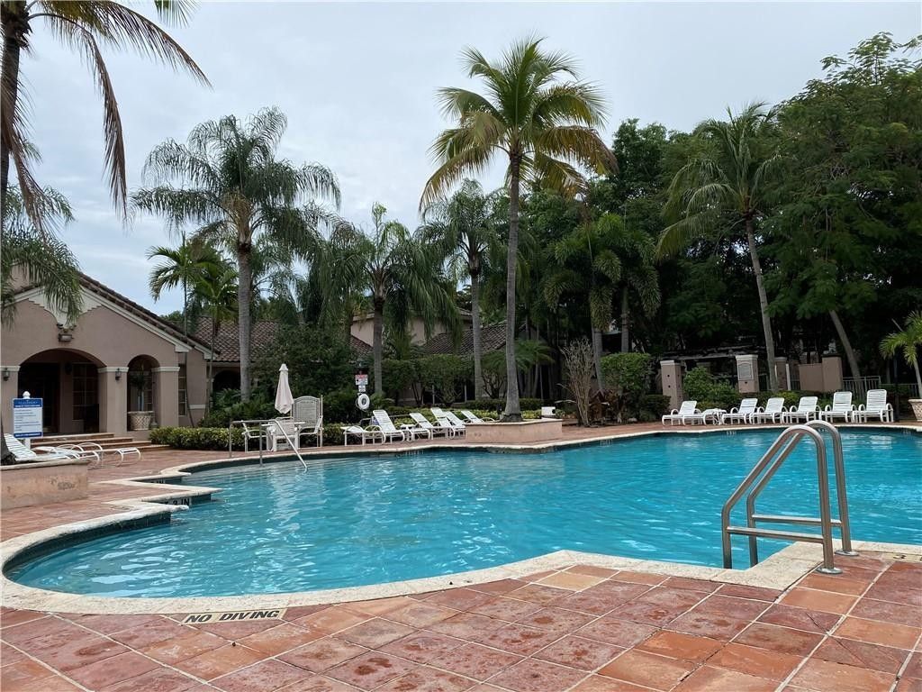 12112 Saint Andrews Place, Unit 205, Miramar, FL 33025 Photo