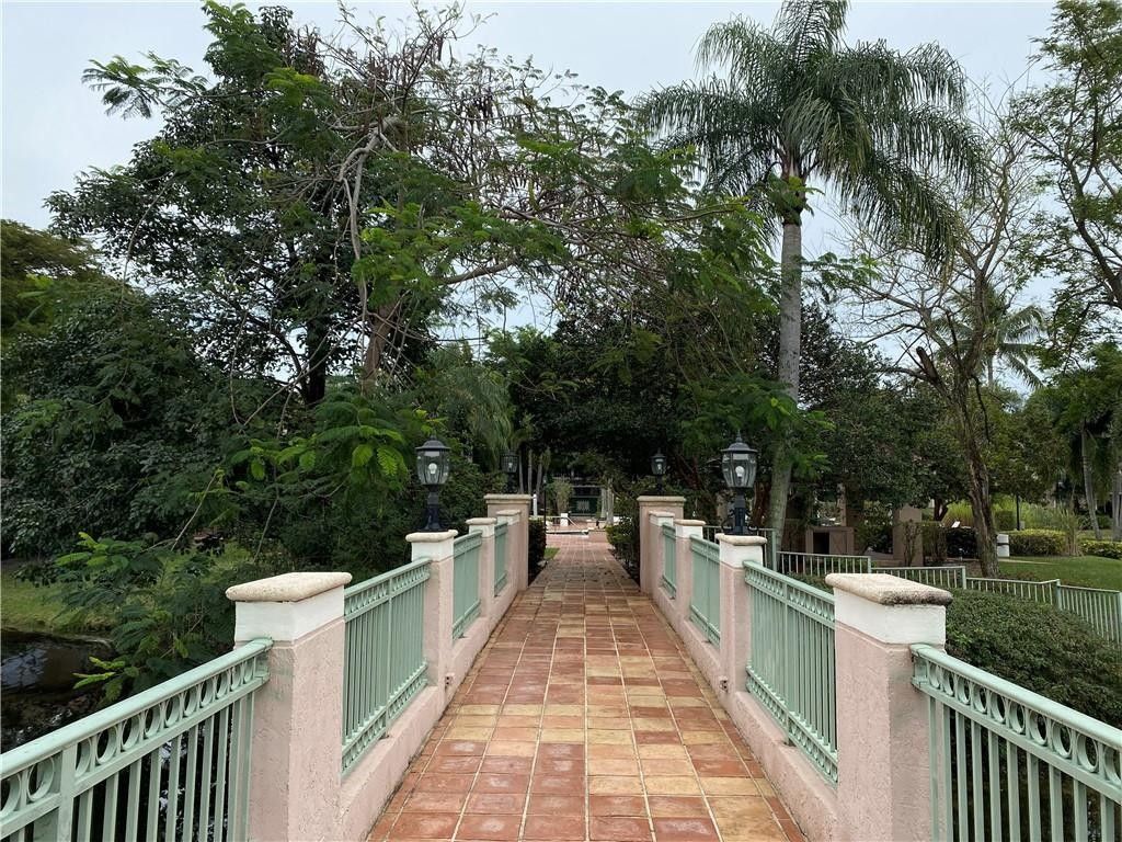 12112 Saint Andrews Place, Unit 205, Miramar, FL 33025 Photo