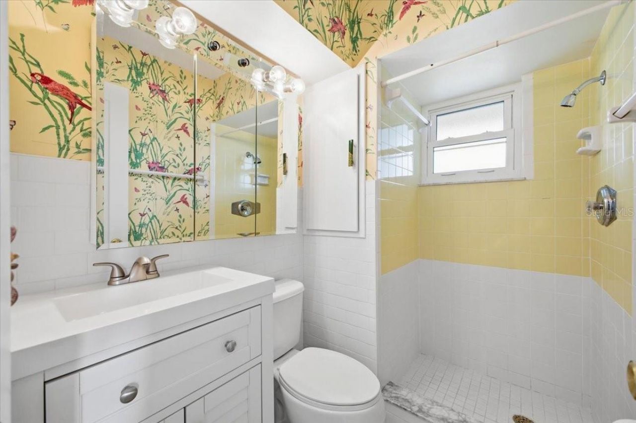 611 Gulf Drive N, Unit C29, Bradenton Beach, FL 34217 Photo