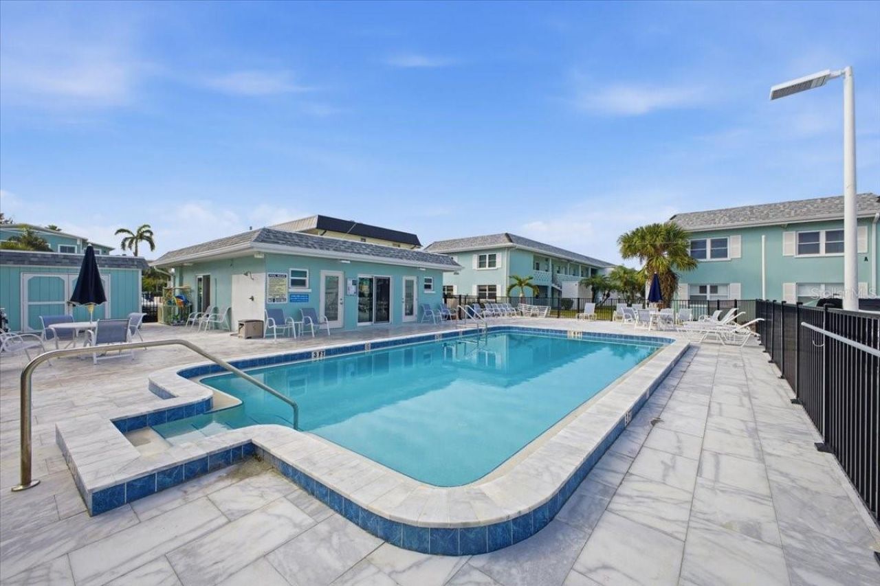 611 Gulf Drive N, Unit C29, Bradenton Beach, FL 34217 Photo