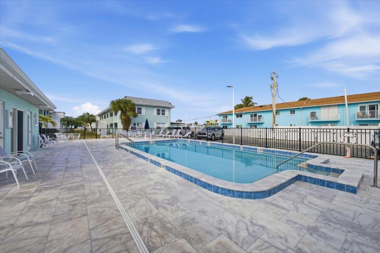 611 Gulf Drive N, Unit C29, Bradenton Beach, FL 34217 Photo