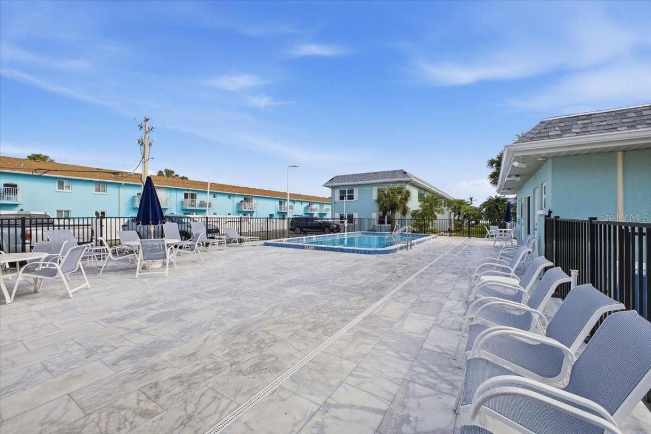 611 Gulf Drive N, Unit C29, Bradenton Beach, FL 34217 Photo