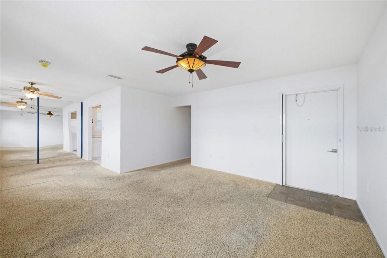 611 Gulf Drive N, Unit C29, Bradenton Beach, FL 34217 Photo