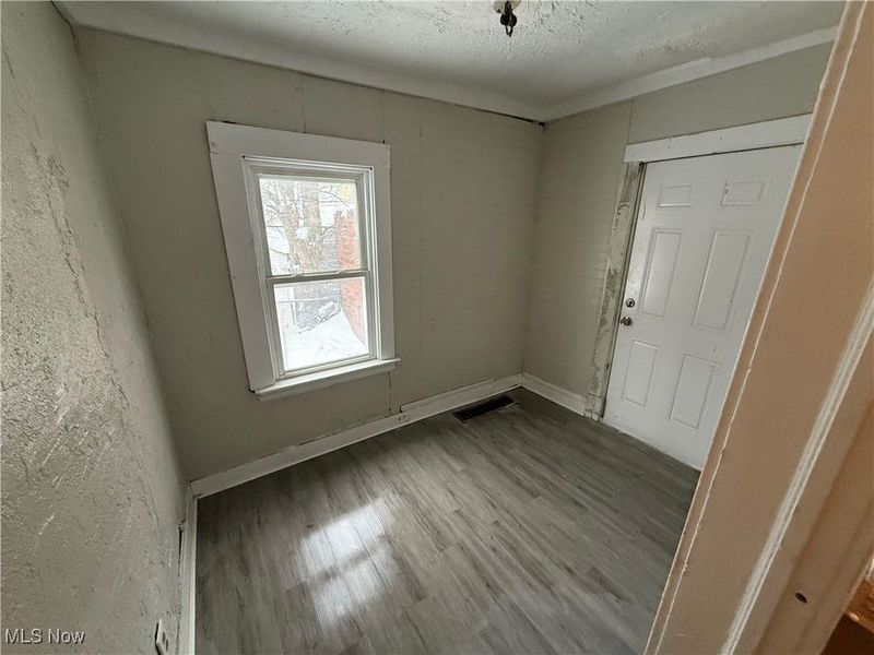 1028 E 146th Street, Cleveland, OH 44110 Photo 14