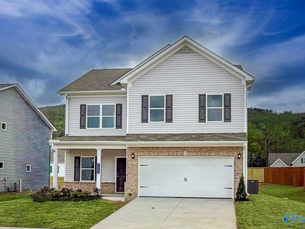 7202 Fox Glen Circle SE, Owens Cross Roads, AL 35763