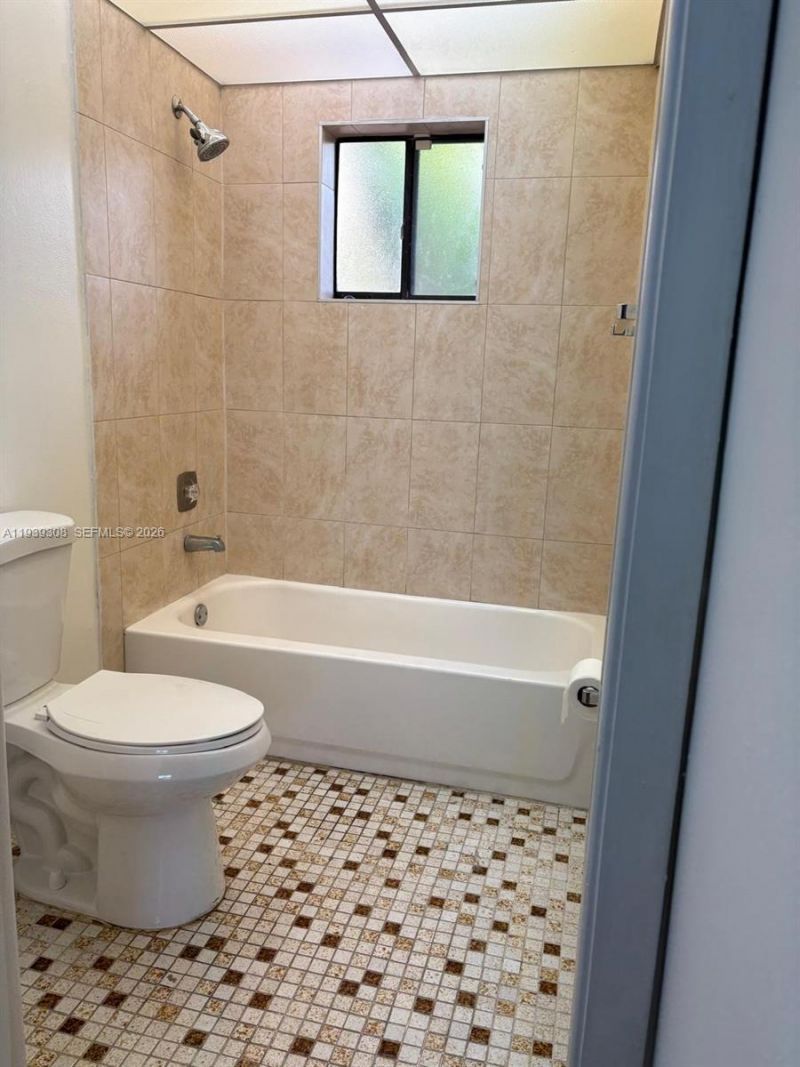 8700 SW 133rd Ave Rd, Unit 409, Miami, FL 33183 Photo