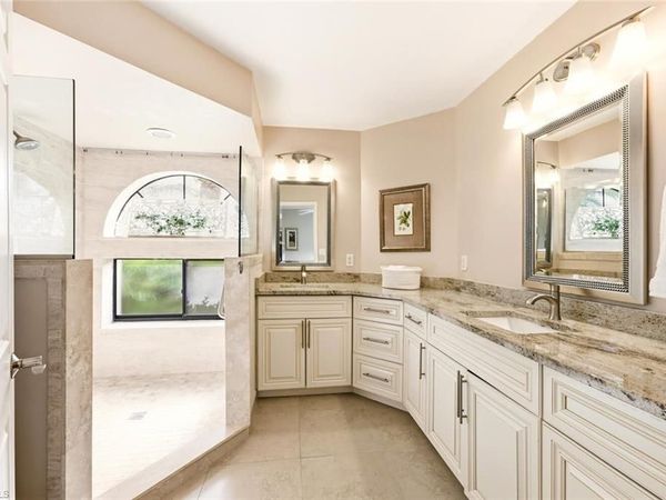 583 Beachwalk CIR, Unit Q101, NAPLES, FL 34108