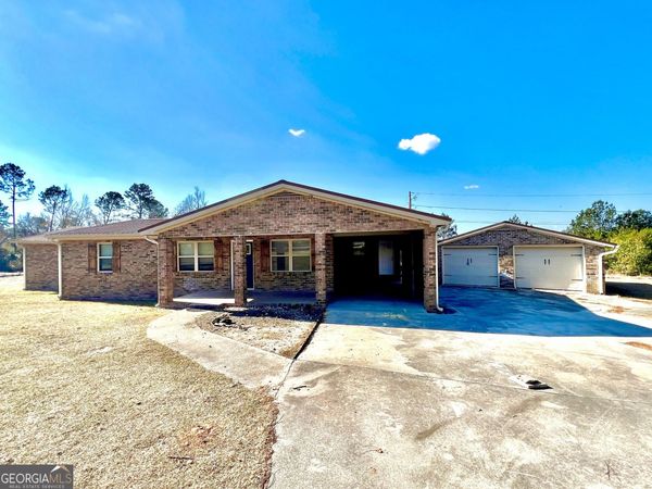 343 W Morrison Street, Mount Vernon, GA 30445