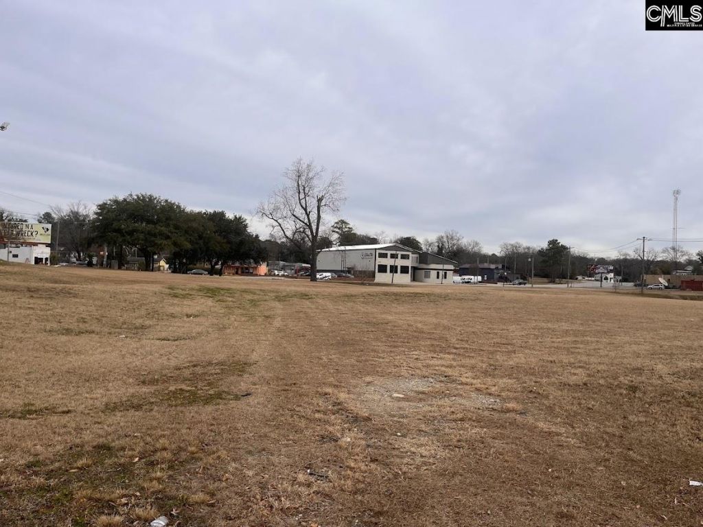 2334 Gervais Street Photo 4