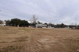 2334 Gervais Street photo 4