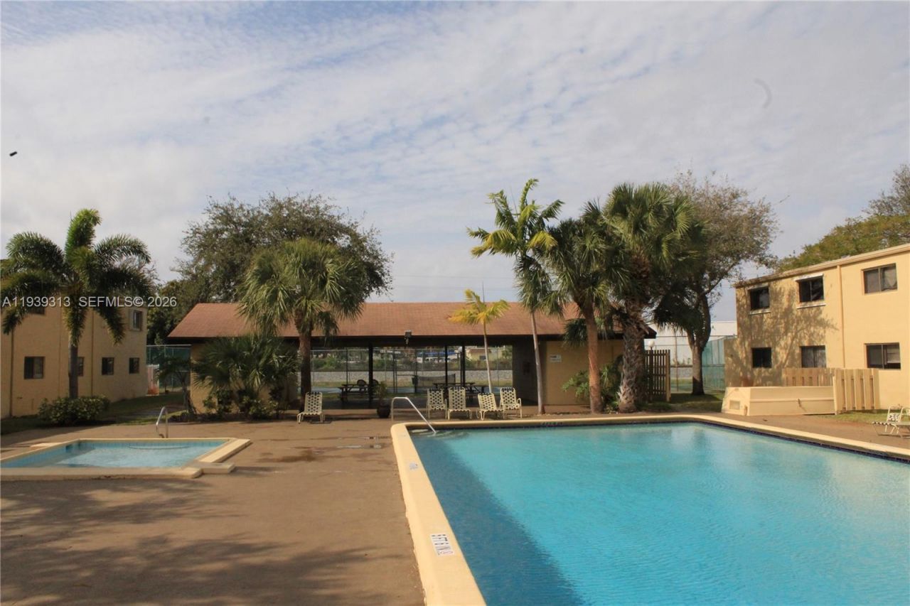 1245 S Flagler Ave , Unit 304, Pompano Beach, FL 33060 Photo