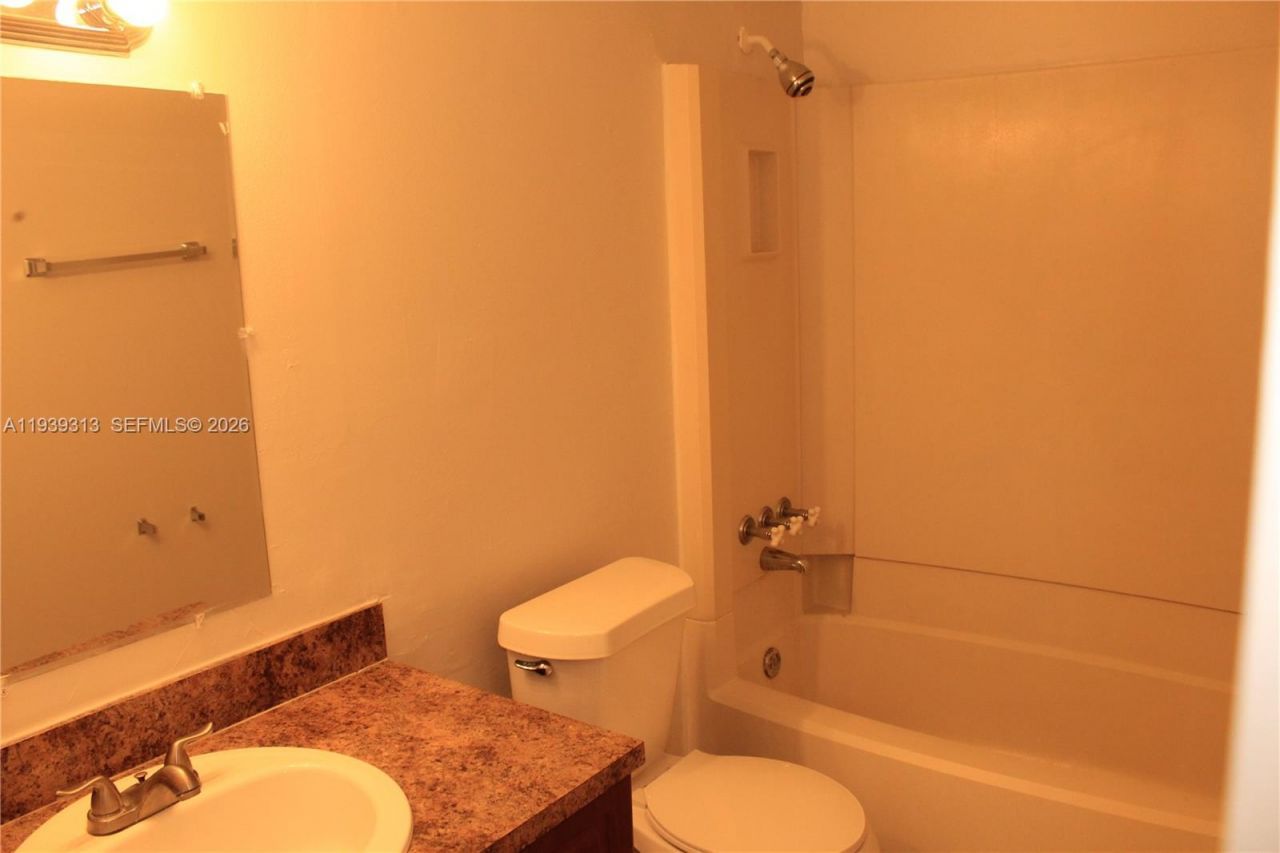 1245 S Flagler Ave , Unit 304, Pompano Beach, FL 33060 Photo