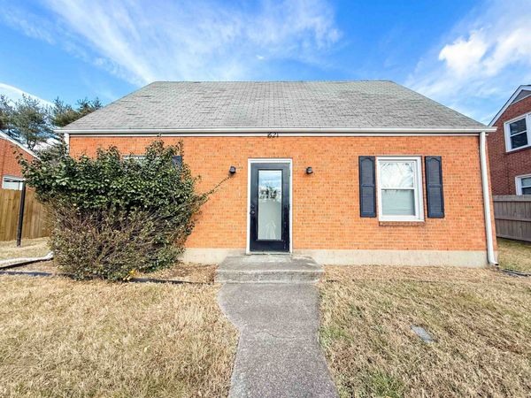 1621 BRANDON AVE, ROANOKE, VA 24015