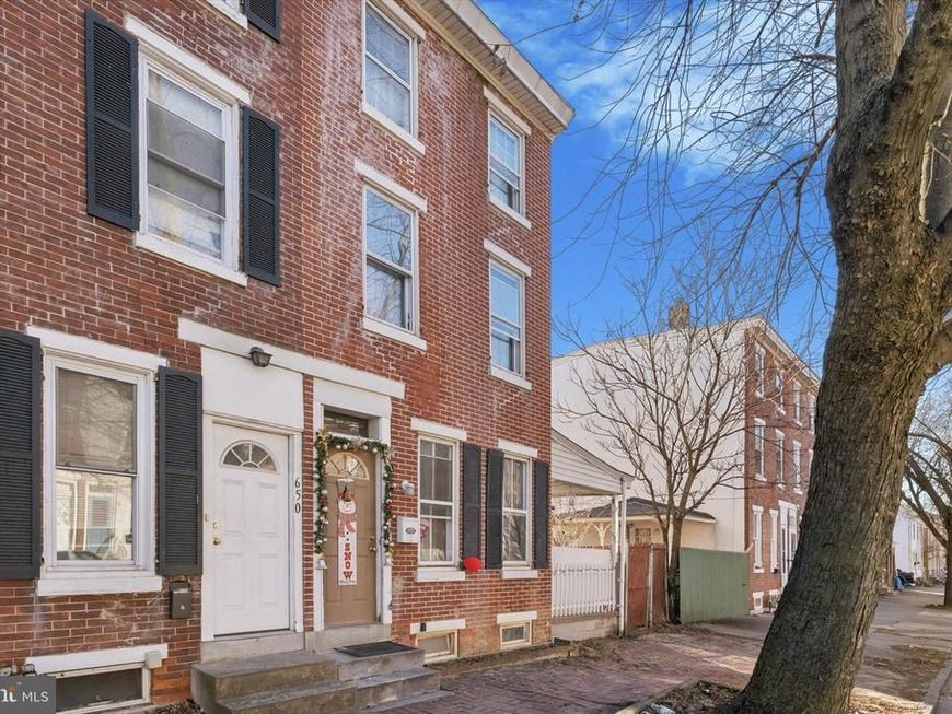 648 Astor Street, Norristown, PA 19401 Main Photo