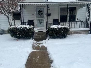 19510 Dresden Street, Detroit, MI 48205