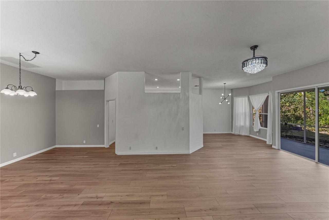 4346 Breckenridge Way, Unit 5, Sarasota, FL 34235 Photo