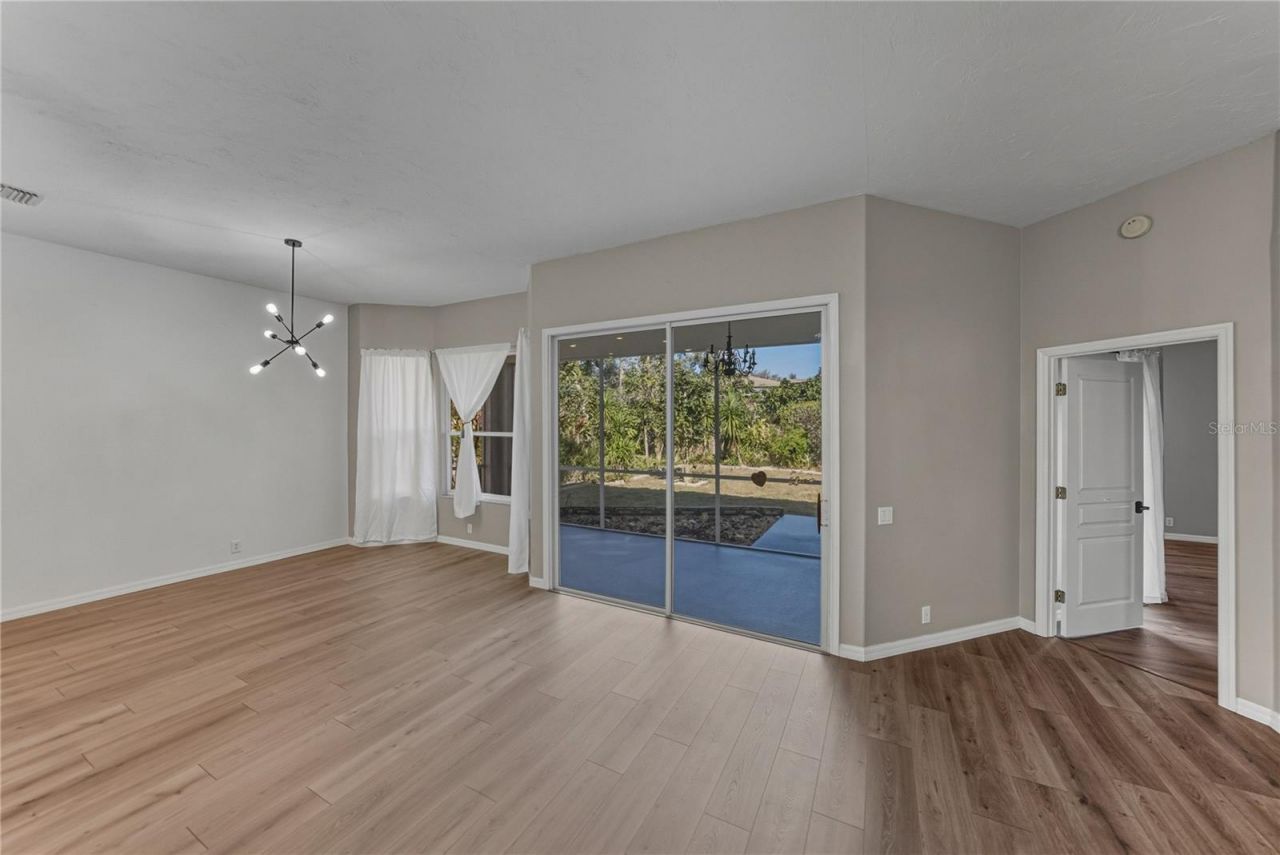 4346 Breckenridge Way, Unit 5, Sarasota, FL 34235 Photo