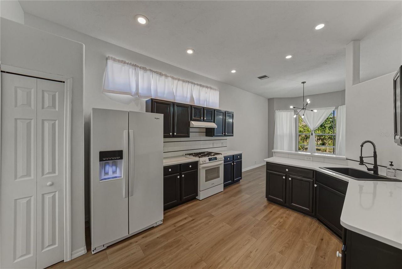 4346 Breckenridge Way, Unit 5, Sarasota, FL 34235 Photo