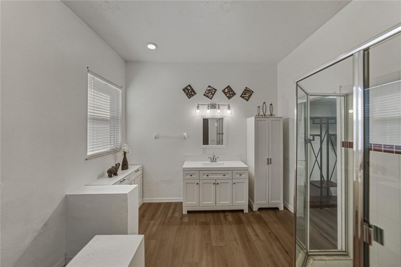 4346 Breckenridge Way, Unit 5, Sarasota, FL 34235 Photo
