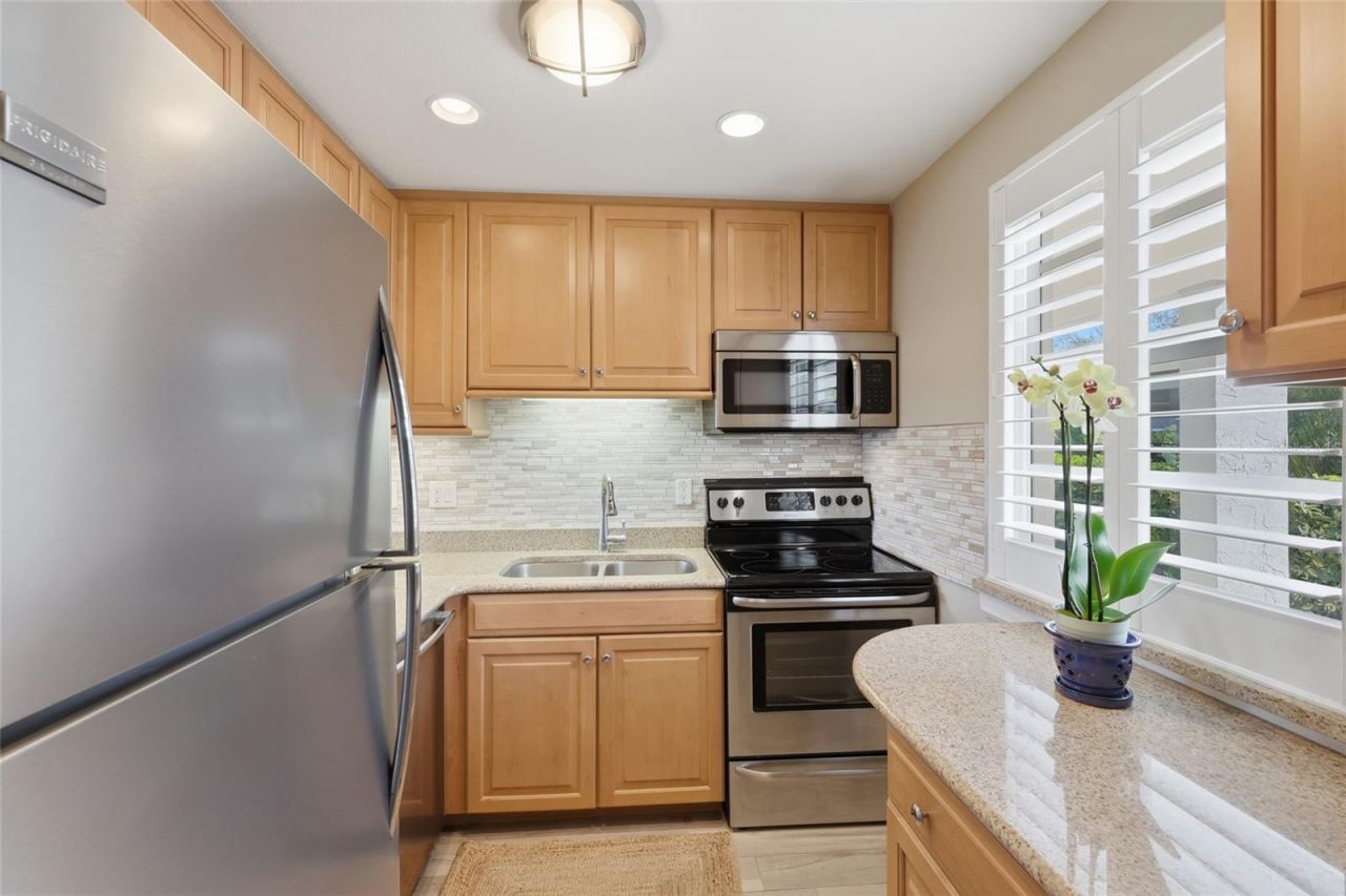 4340 Falmouth Drive, Unit D104, Longboat Key, FL 34228 Photo