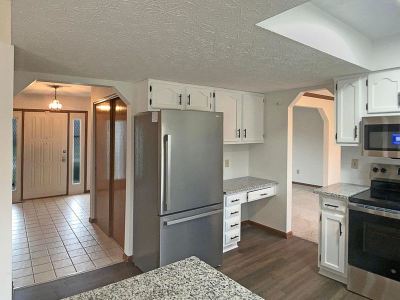 13021 Heatherstone Circle, Pickerington, OH 43147 Photo 9