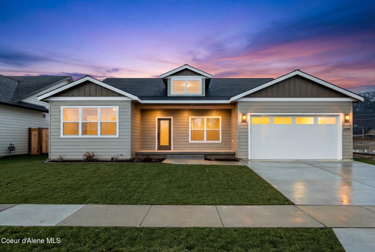 2099 S Aspen Way, Sandpoint, ID 83864 Main Photo