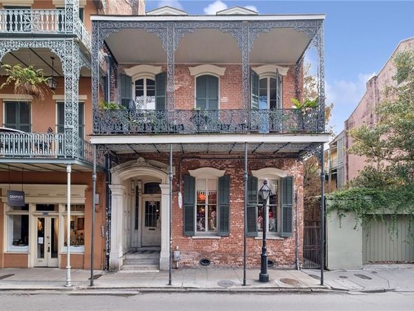 934 ROYAL Street, New Orleans, LA 70116
