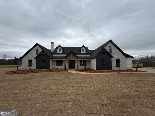 735 Lake Circle Road, Buchanan, GA 30113