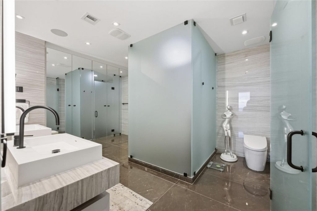 2200 N Ocean Boulevard, Unit S706, Fort Lauderdale, FL 33305 Photo