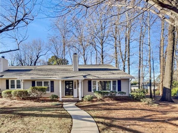 10 Brownstone Lane, Greensboro, NC 27410