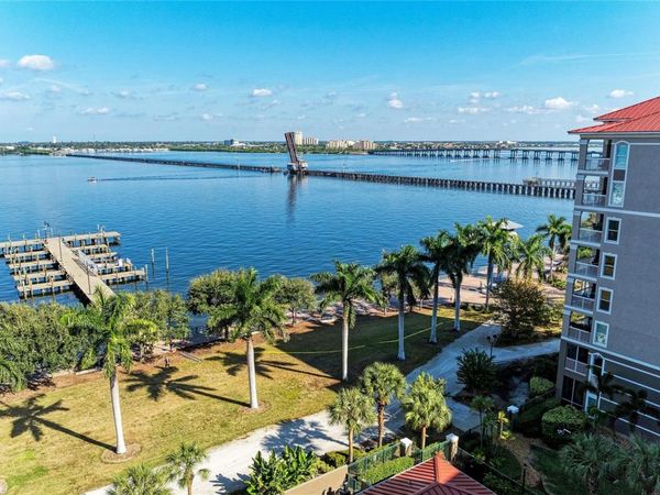 808 3RD AVENUE W, Unit 805, BRADENTON, FL 34205