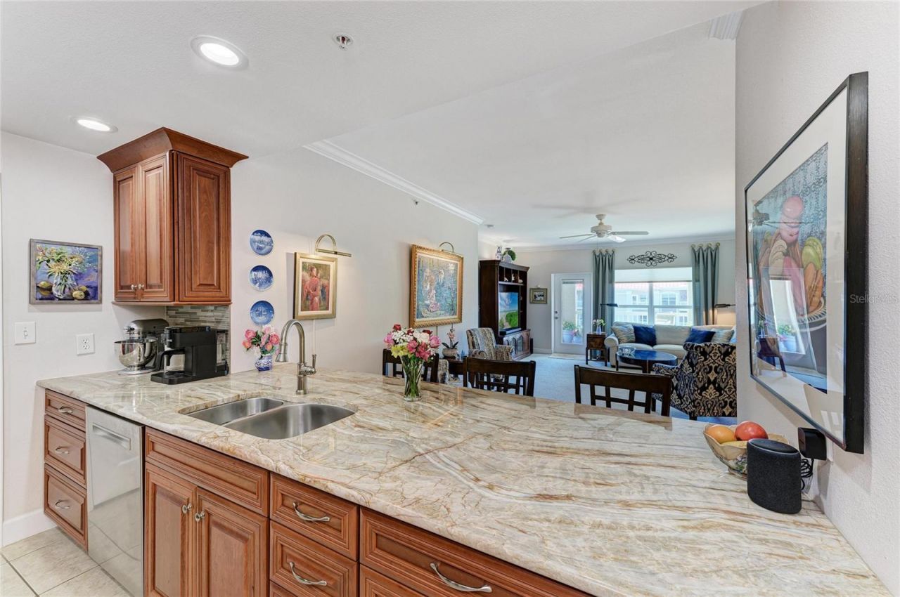 808 3rd Avenue W, Unit 805, Bradenton, FL 34205 Photo