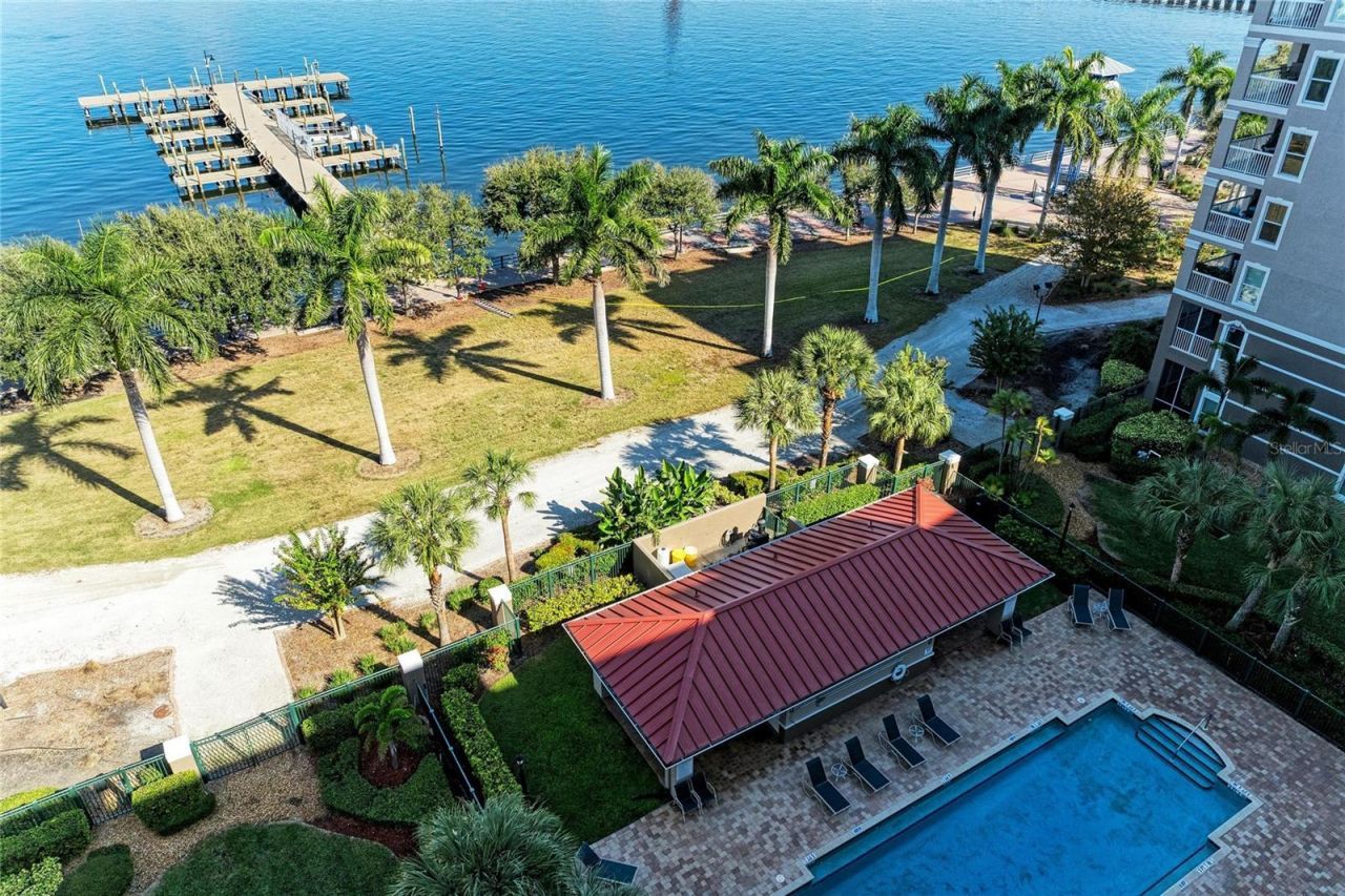 808 3rd Avenue W, Unit 805, Bradenton, FL 34205 Photo