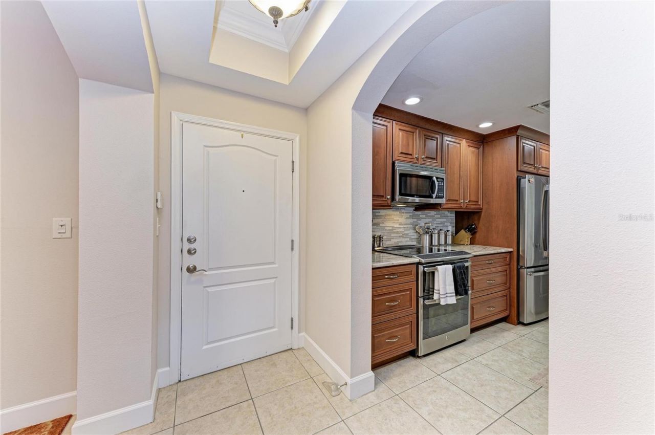 808 3rd Avenue W, Unit 805, Bradenton, FL 34205 Photo