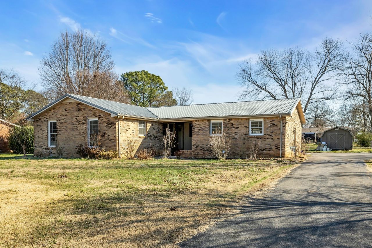 709 General Palmer Dr, Smyrna, TN 37167 Main Photo