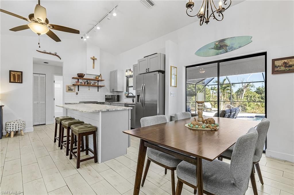 12184 Dolphin Rd, Bokeelia, FL 33922 Photo