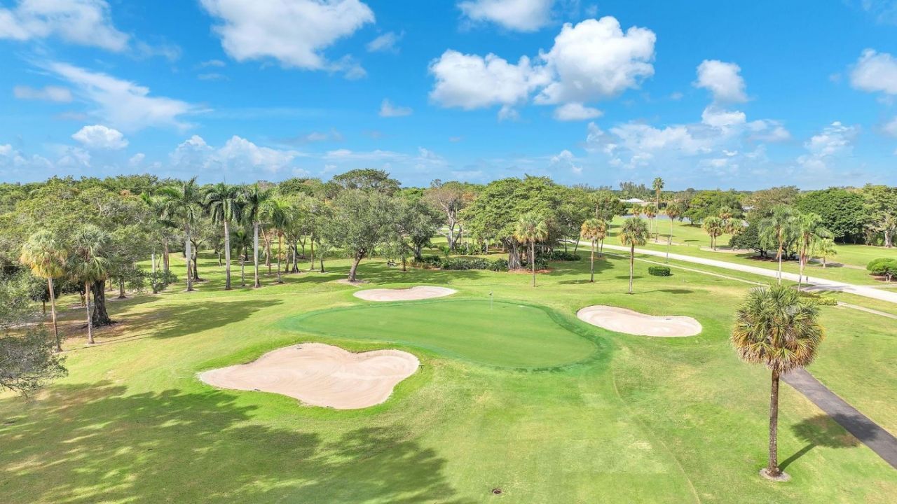 22710 Meridiana Drive, Boca Raton, FL 33433 Photo