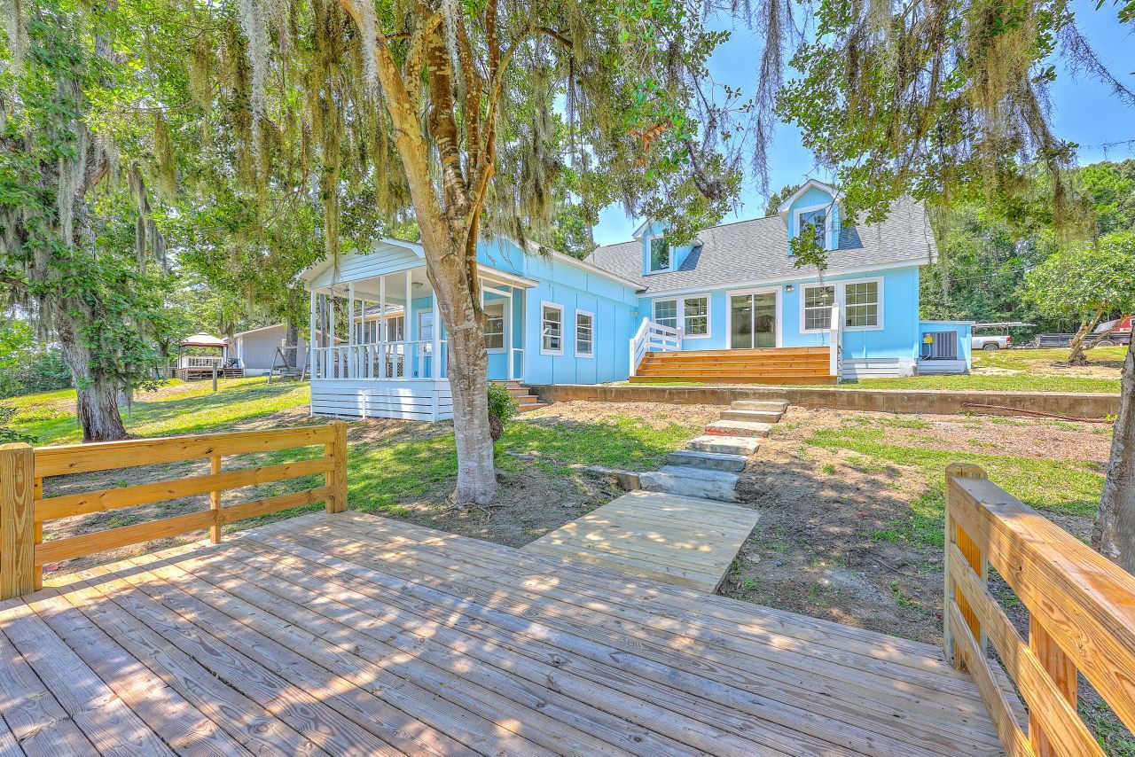 1303 Delano Street Manning, SC 29102