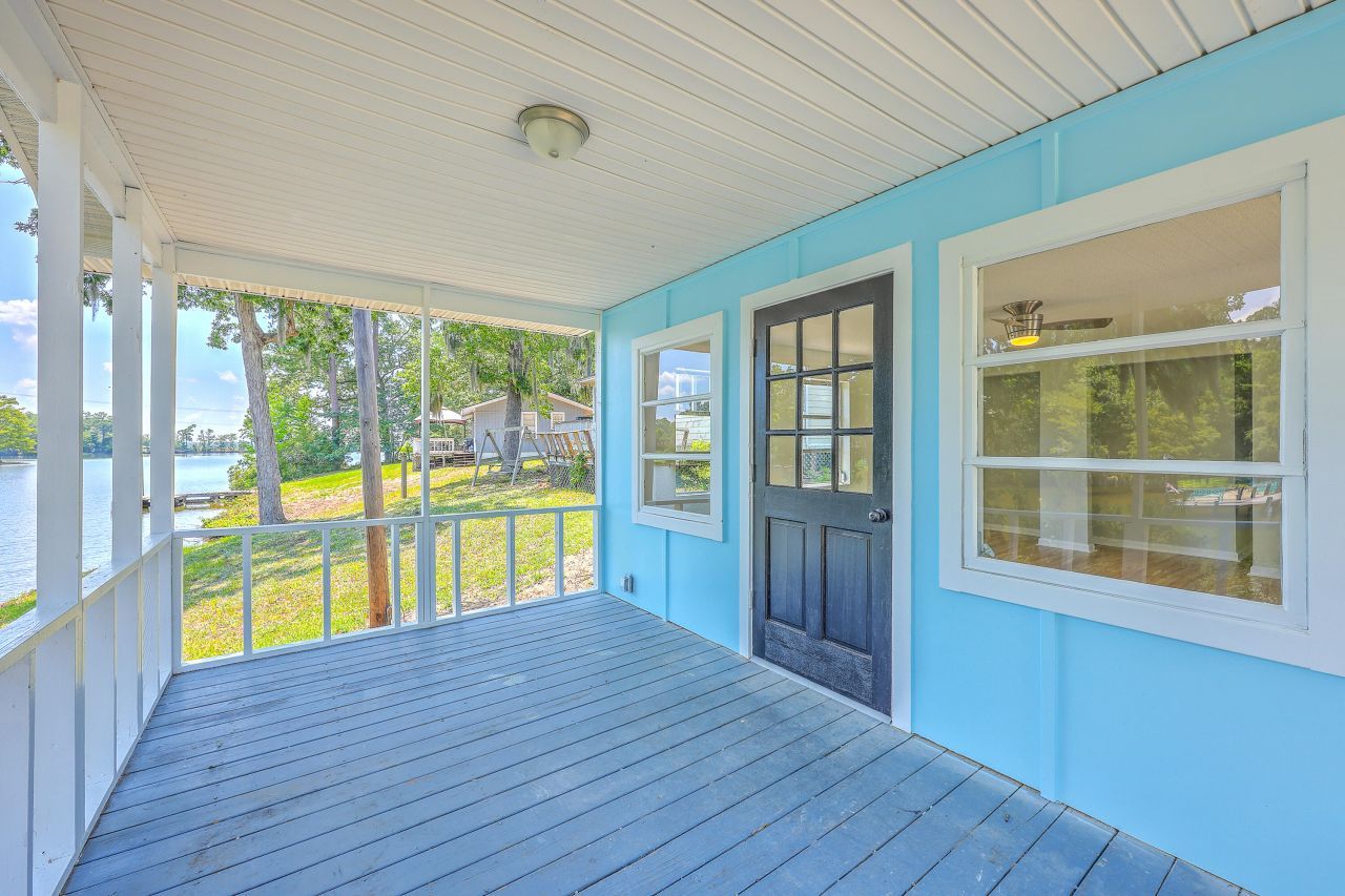 1303 Delano Street Photo 43