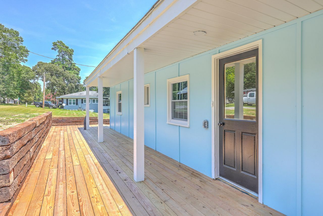 1303 Delano Street Photo 46